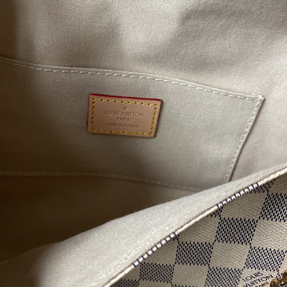 LV Favourite MM - Picture 8 of 10